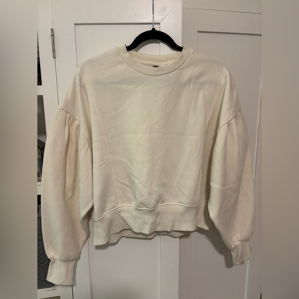 H&M Off-White Women's Sweatshirt